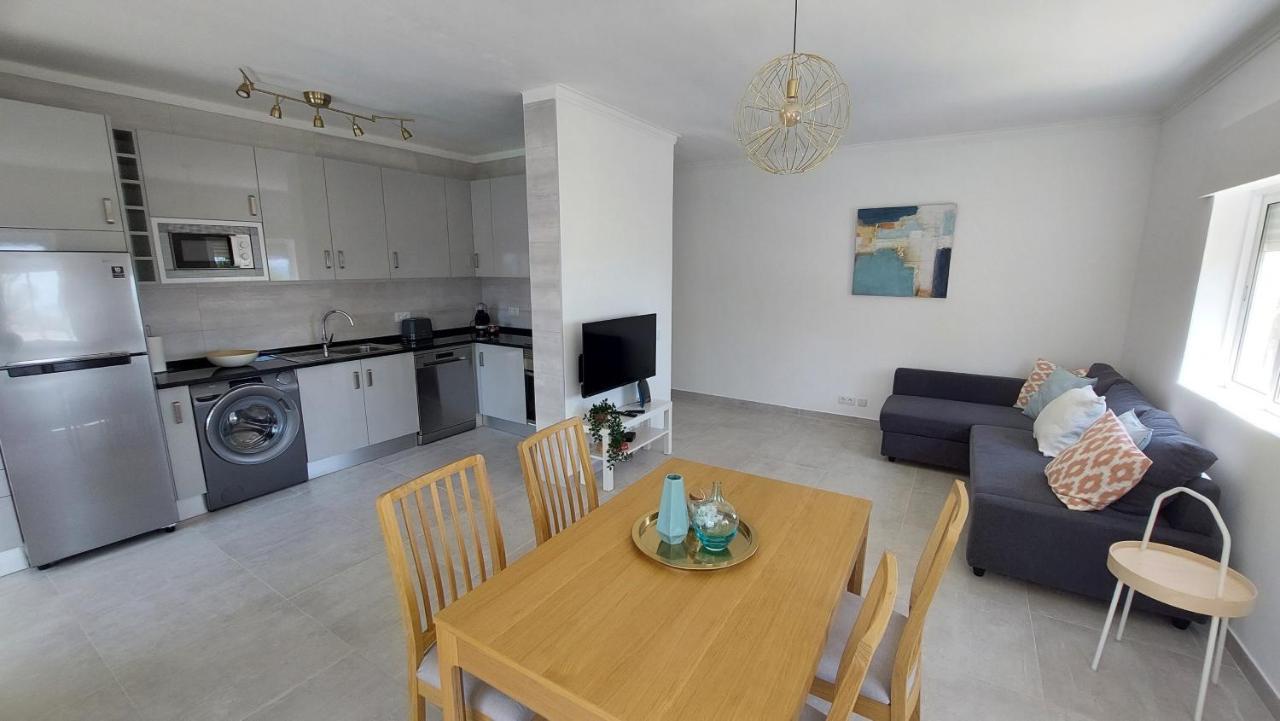 Apartamento Kelyfos Beach By Feriascomsol Quarteira Esterno foto