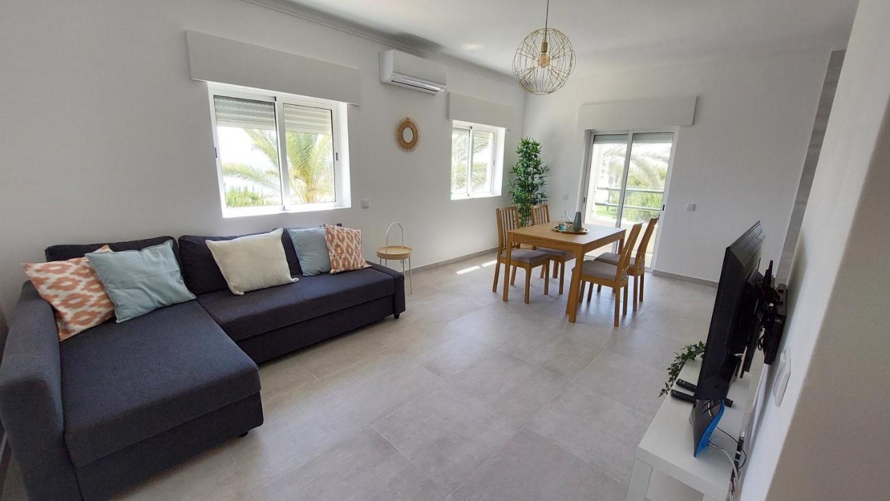 Apartamento Kelyfos Beach By Feriascomsol Quarteira Esterno foto